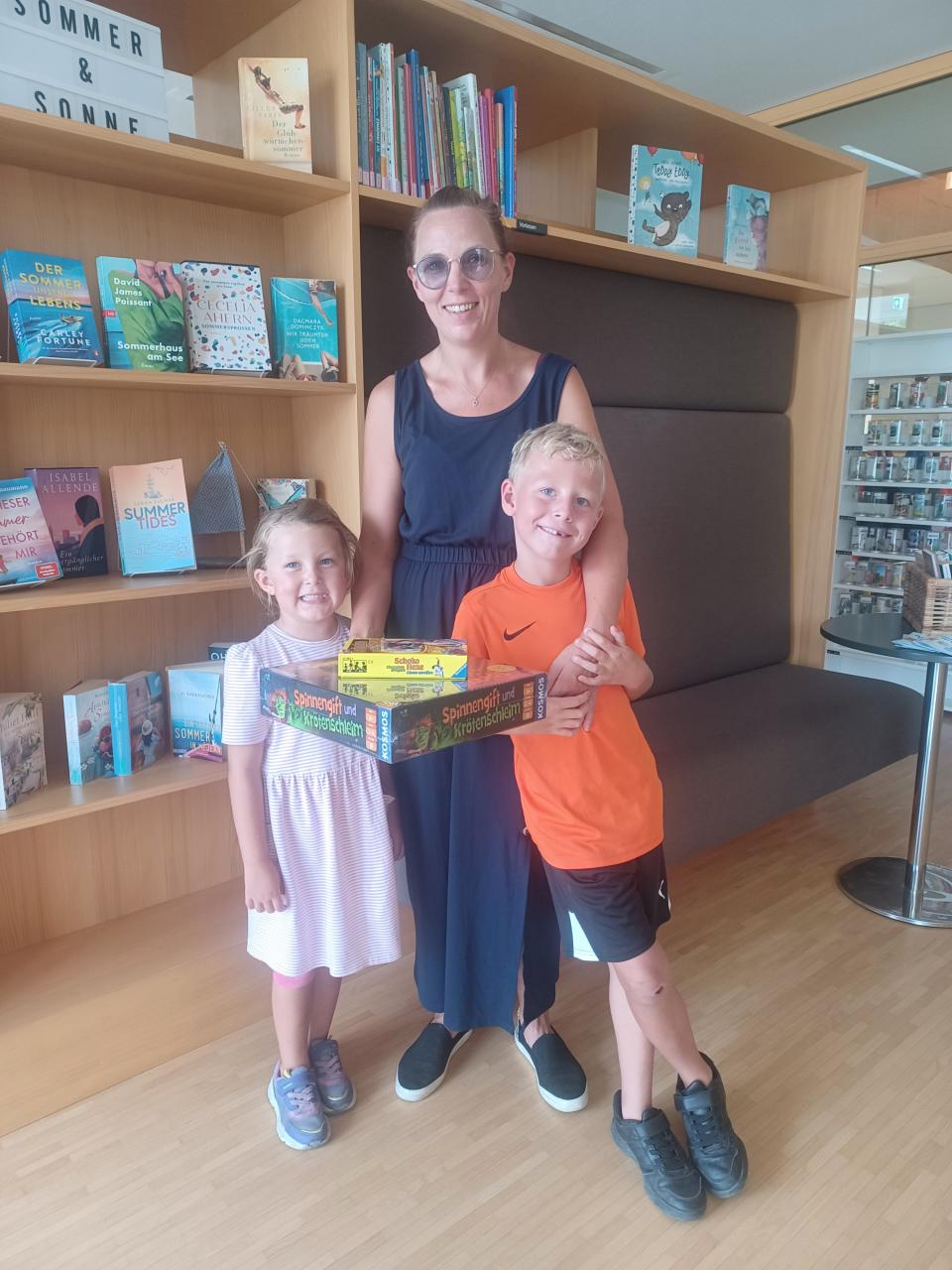 Familie mit Gewinnen